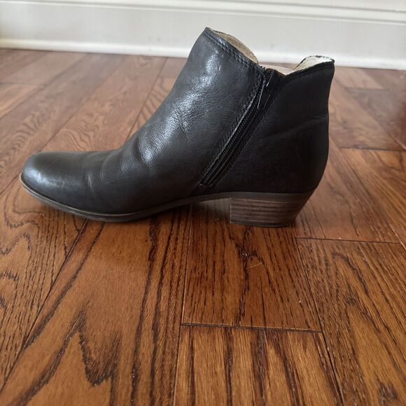 Lucky Brand Banterr 2 Womens 8 Leather Bootie Faux Fur Lining Zip Indie Boho - Picture 5 of 15
